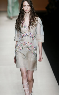 Alberta Ferretti2015春夏女装系列吹起仙女风